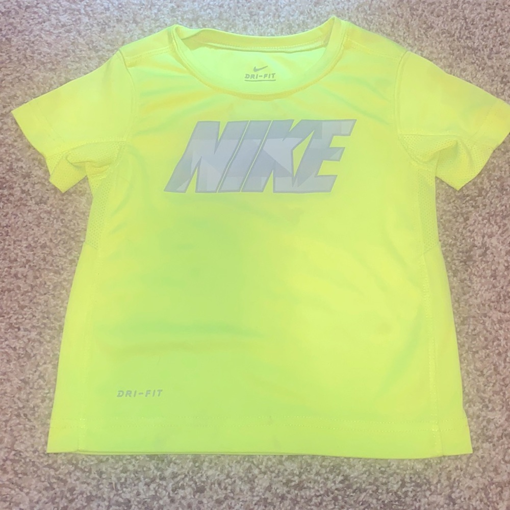 Nike dri- for tee